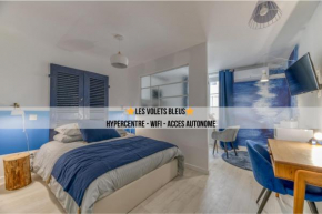 Les Volets Bleus - CLE HOTES
